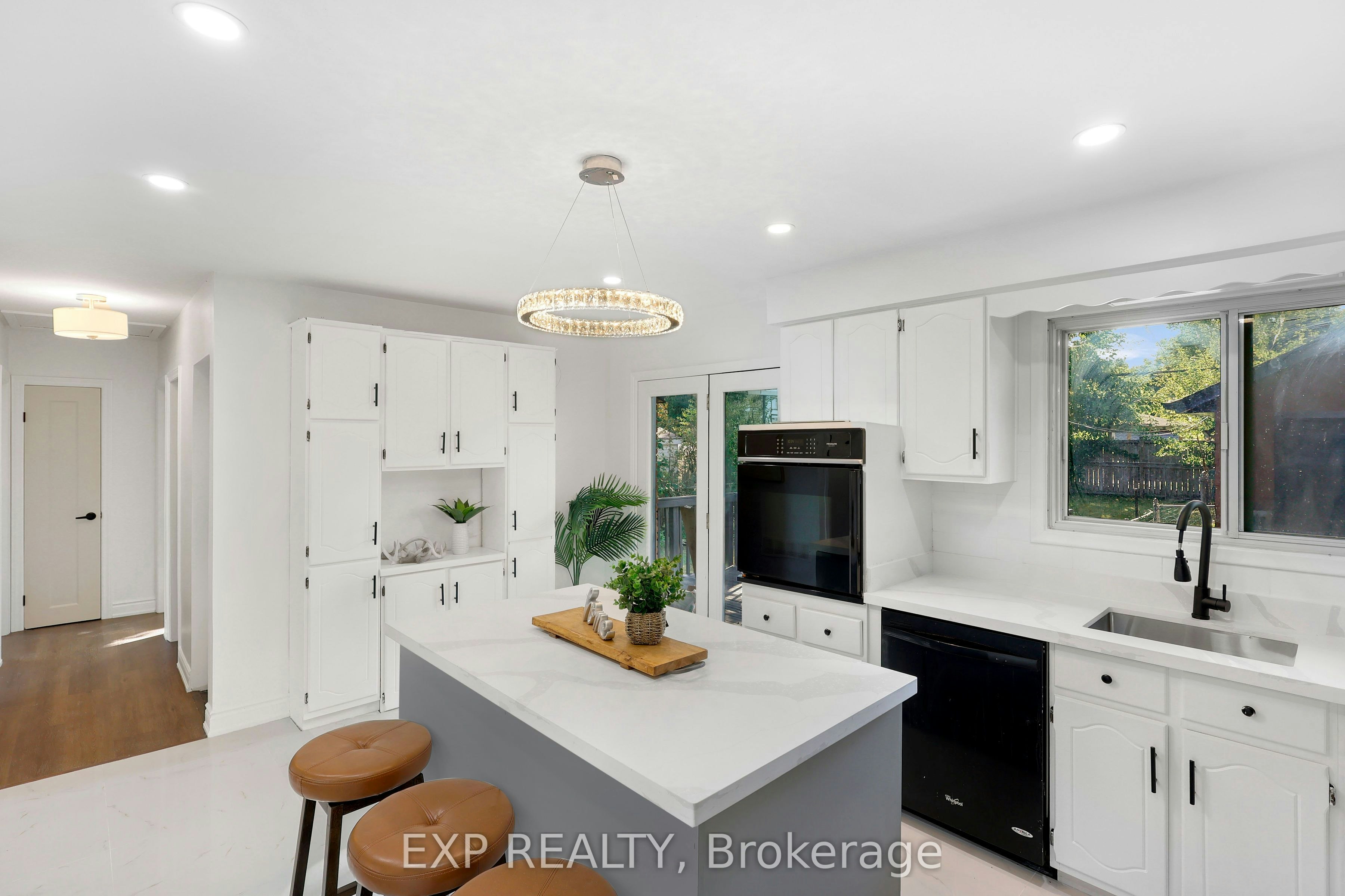 UPPER-1235 Michael Street, London, ON, N5V 2H4 - 9