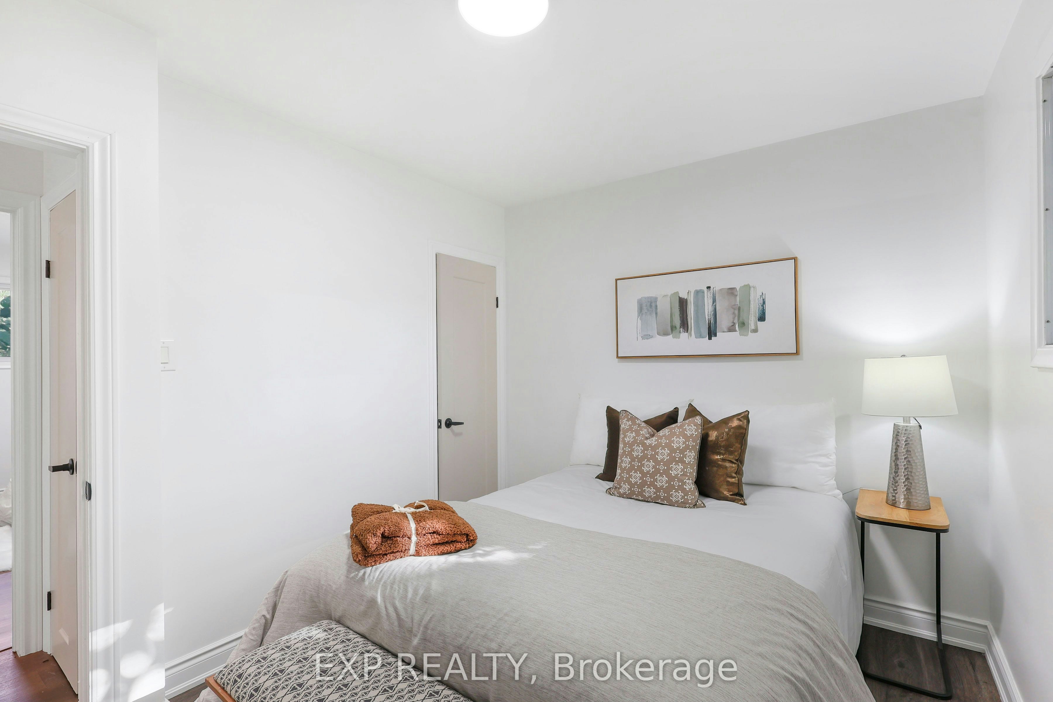 UPPER-1235 Michael Street, London, ON, N5V 2H4 - 14
