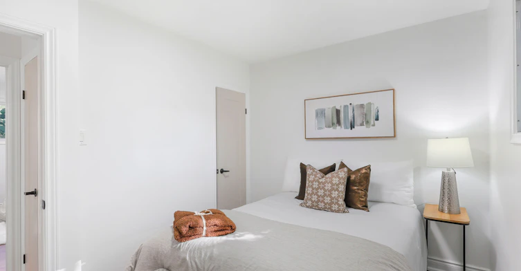 UPPER-1235 Michael Street, London, ON, N5V 2H4 - 14