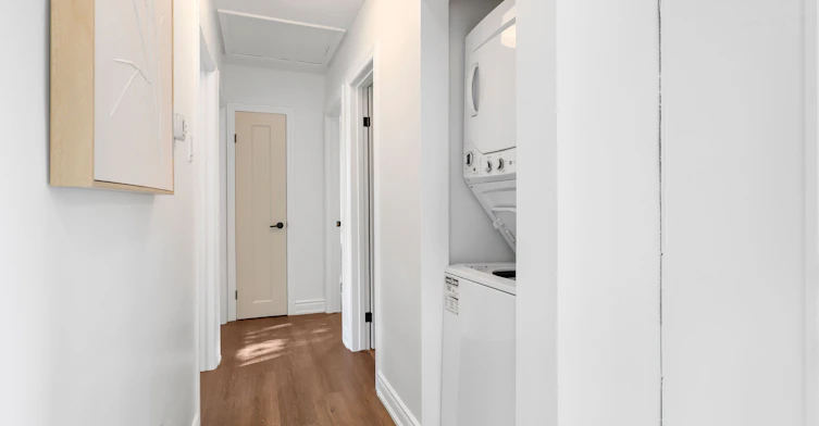 UPPER-1235 Michael Street, London, ON, N5V 2H4 - 10