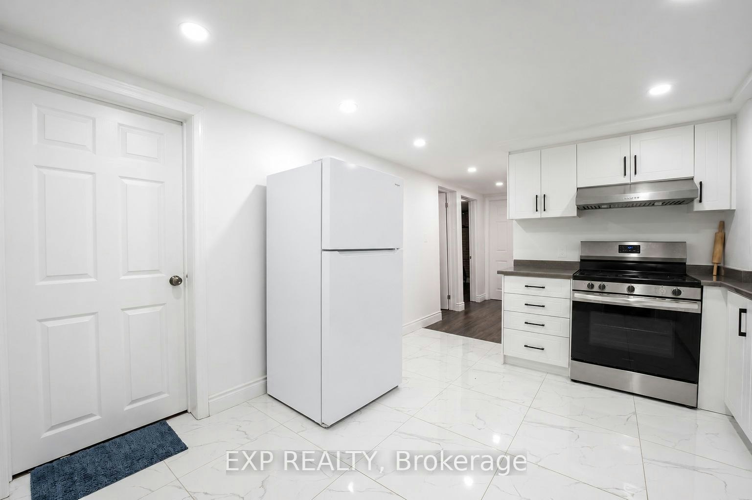 UPPER-1235 Michael Street, London, ON, N5V 2H4 - 18