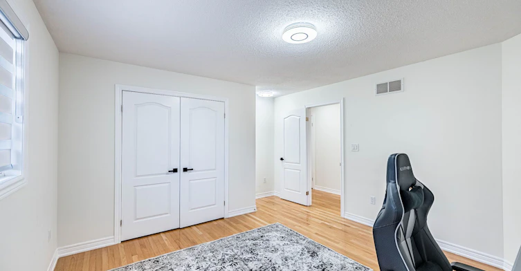 137 Cloverleaf Drive, Hamilton, ON, L9K 1R6 - 38