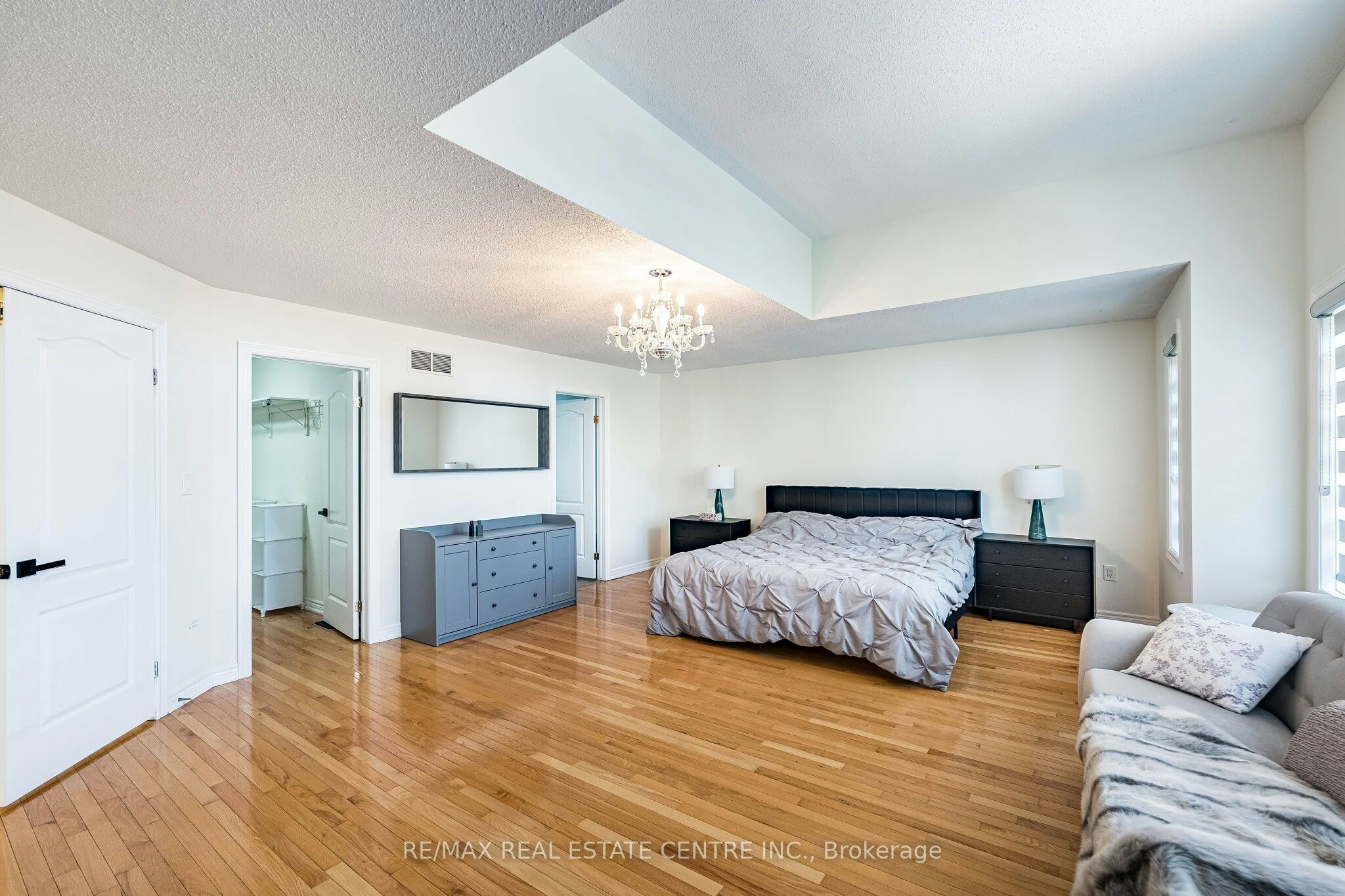 137 Cloverleaf Drive, Hamilton, ON, L9K 1R6 - 29