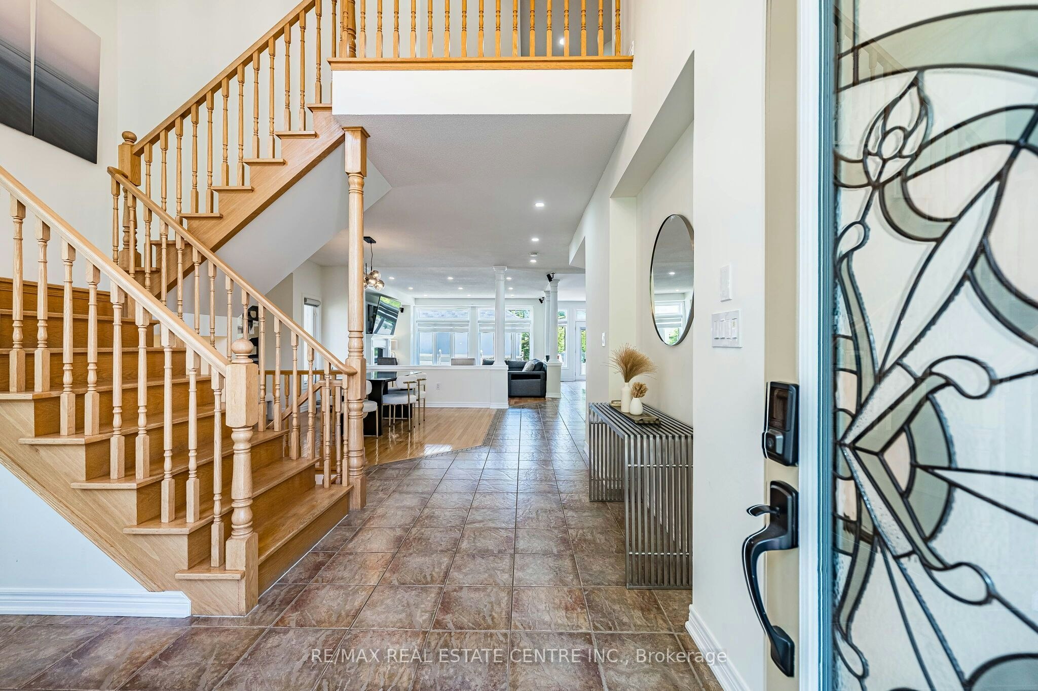 137 Cloverleaf Drive, Hamilton, ON, L9K 1R6 - 4