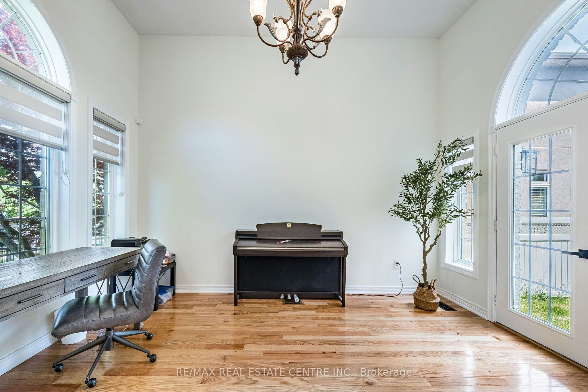 137 Cloverleaf Drive, Hamilton, ON, L9K 1R6 - 21