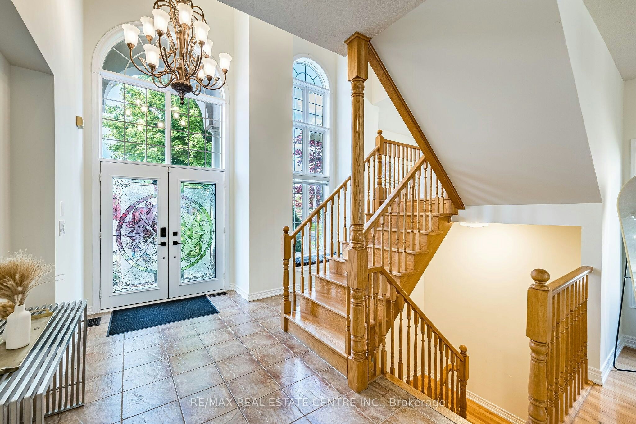 137 Cloverleaf Drive, Hamilton, ON, L9K 1R6 - 5