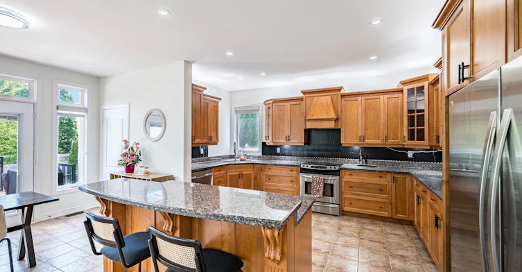 137 Cloverleaf Drive, Hamilton, ON, L9K 1R6 - 16