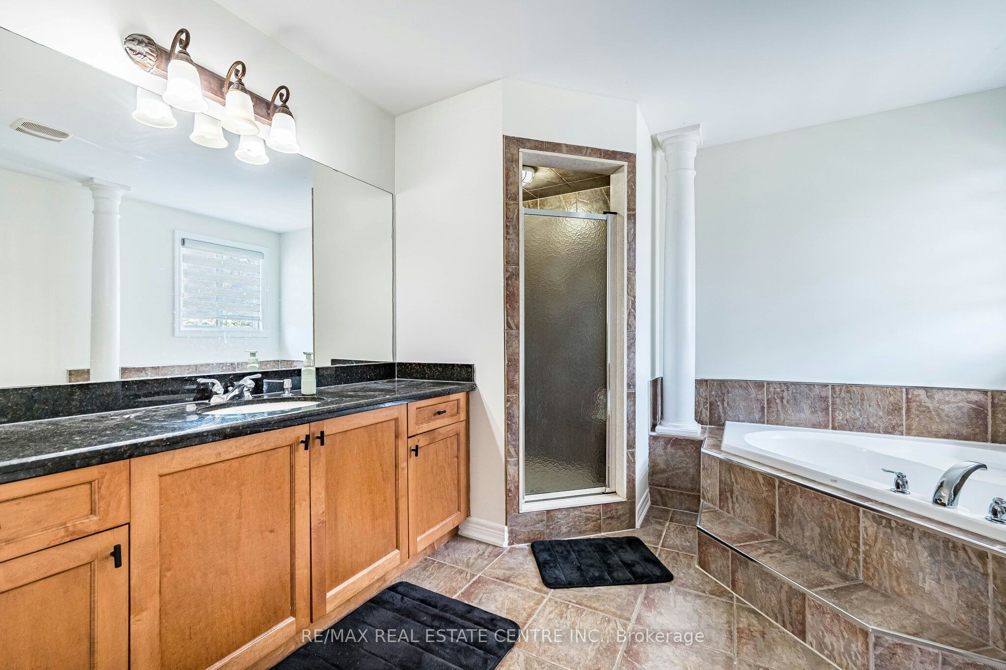 137 Cloverleaf Drive, Hamilton, ON, L9K 1R6 - 32
