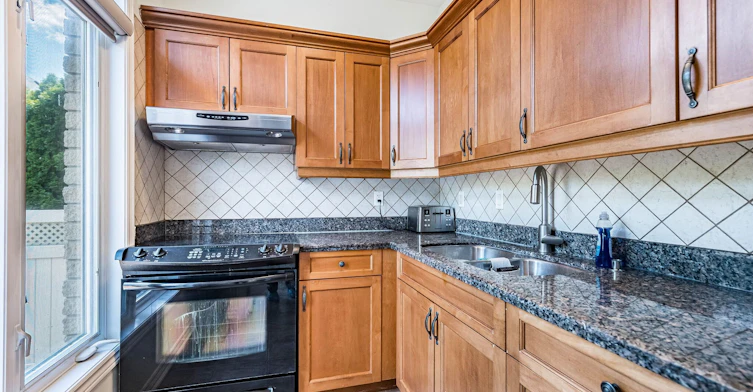 137 Cloverleaf Drive, Hamilton, ON, L9K 1R6 - 19