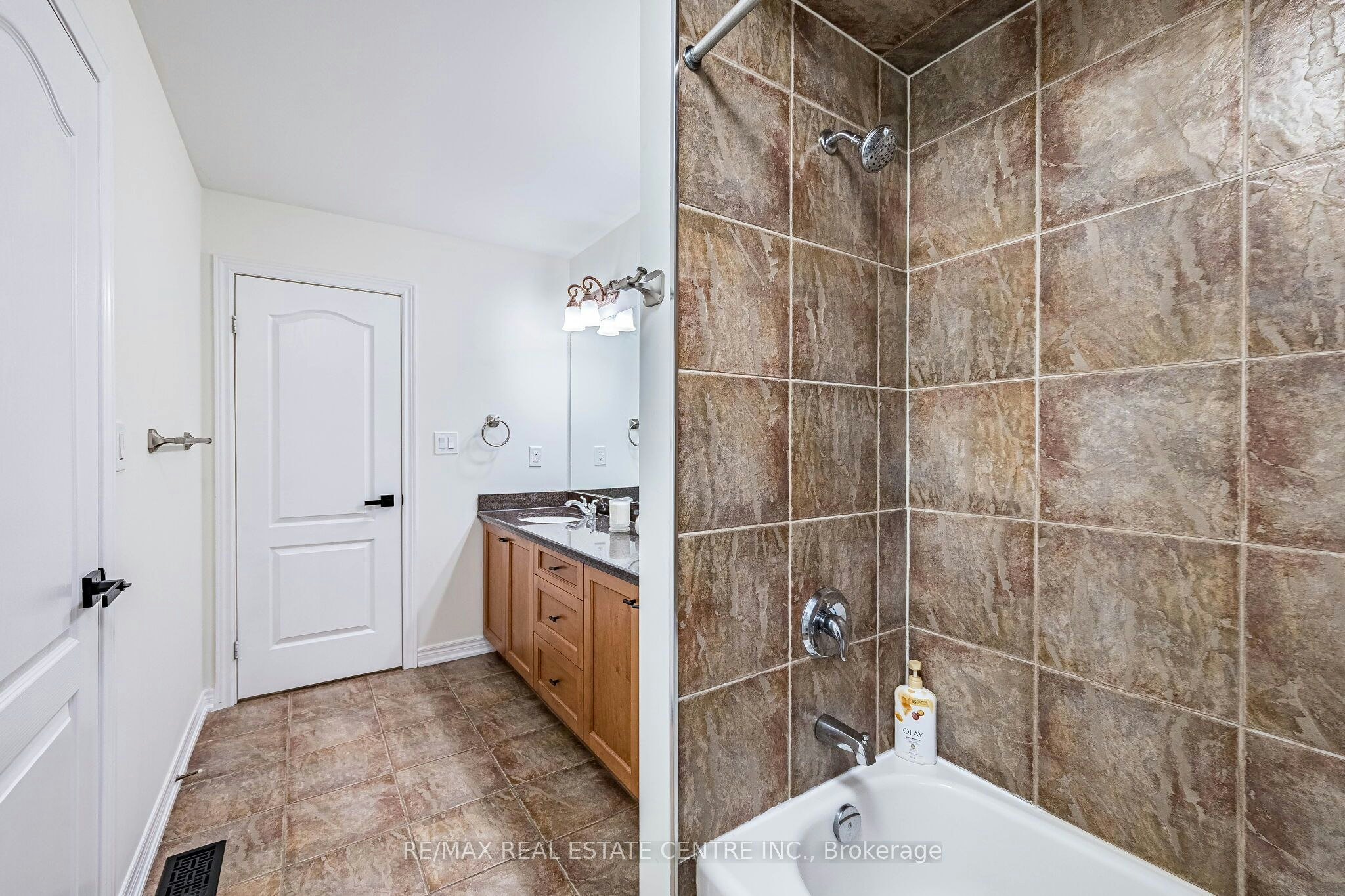 137 Cloverleaf Drive, Hamilton, ON, L9K 1R6 - 45