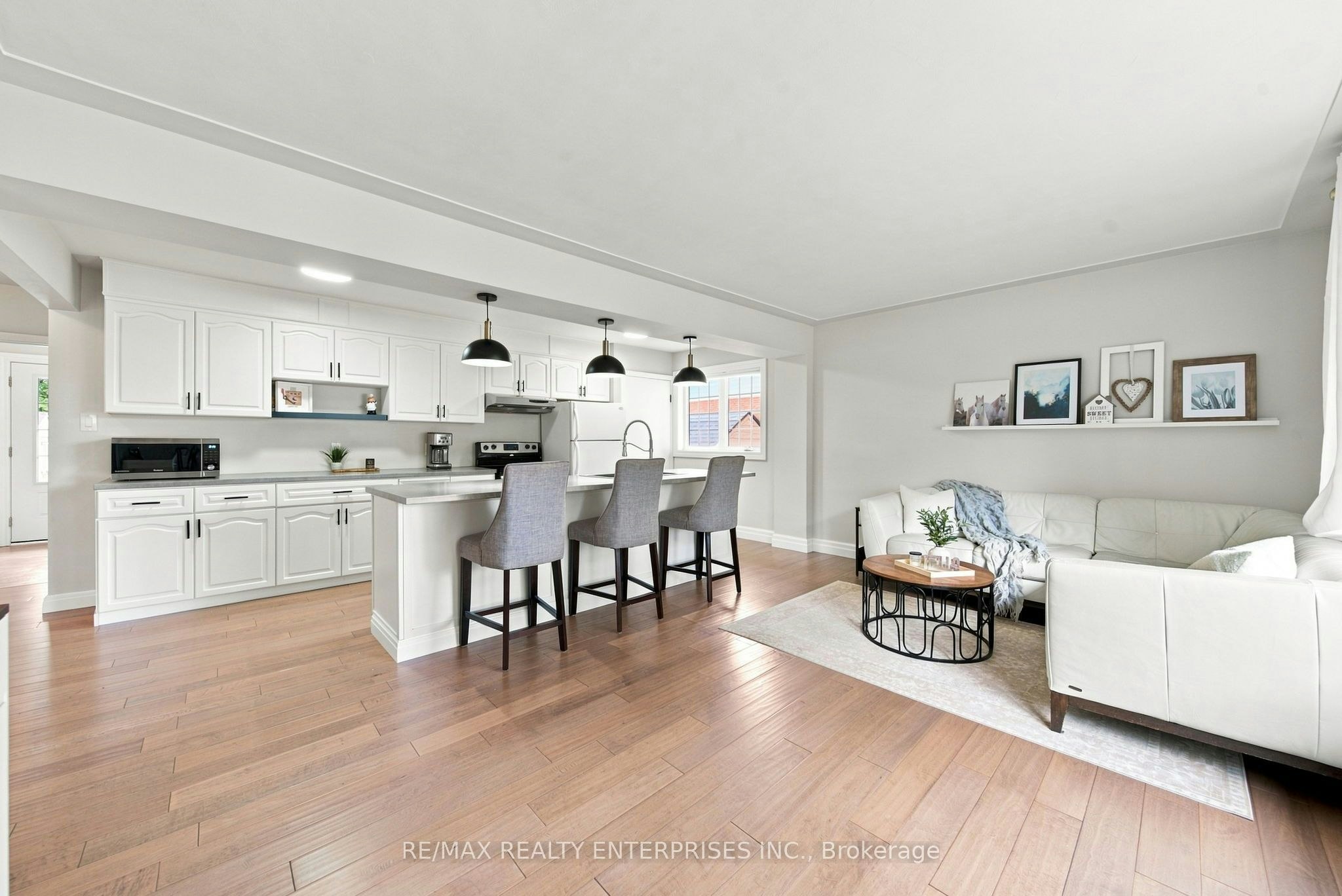56 Alexander Avenue, Cambridge, ON, N1R 5K7