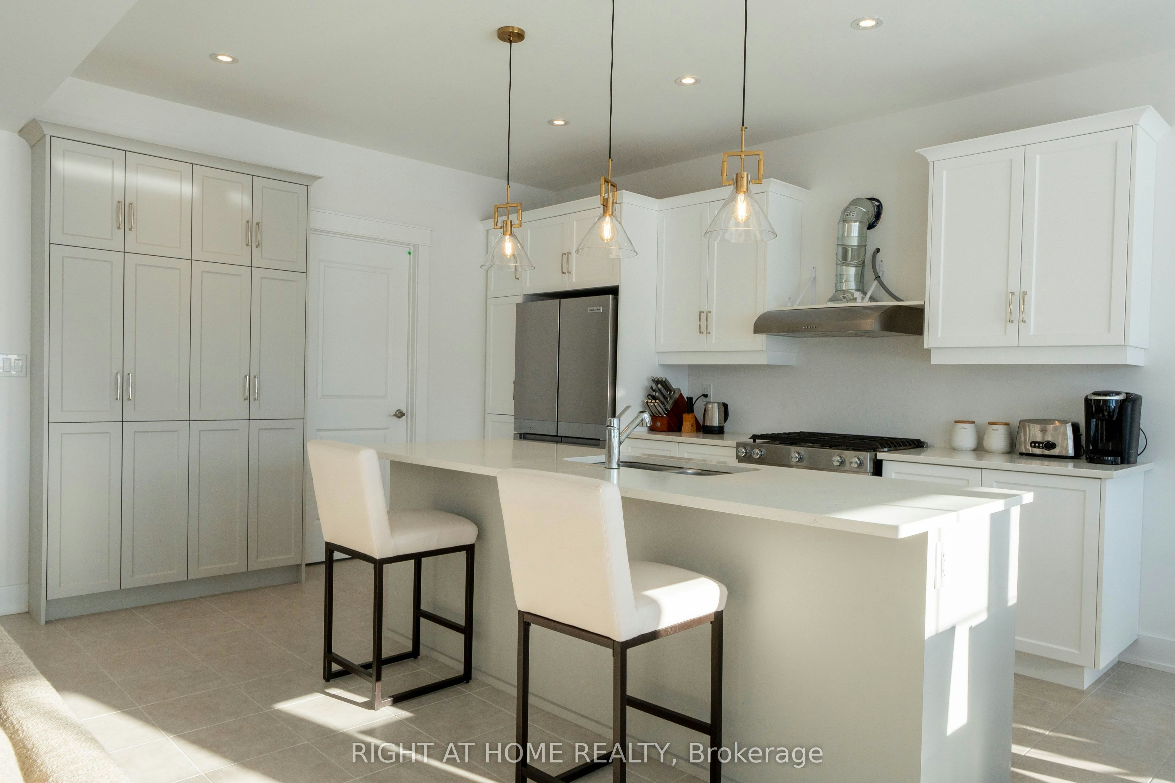 105 Laurens Lane, Georgian Bluffs, ON, N0H 1S0 - 7