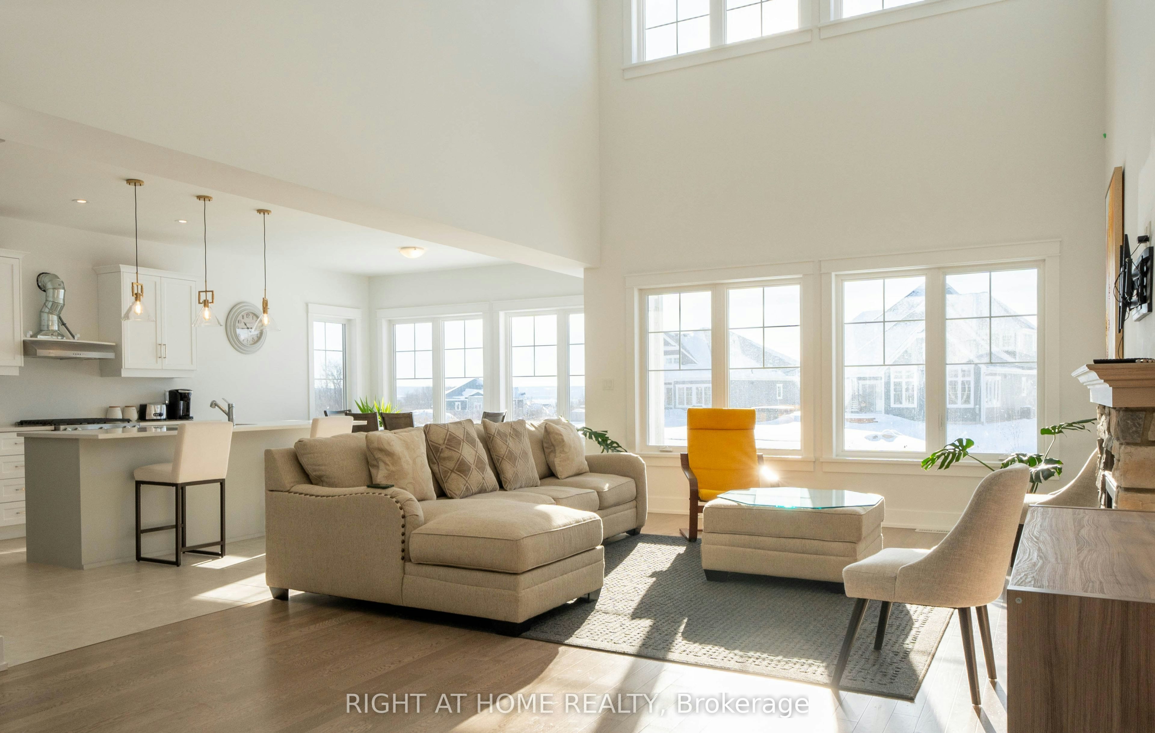 105 Laurens Lane, Georgian Bluffs, ON, N0H 1S0 - 4