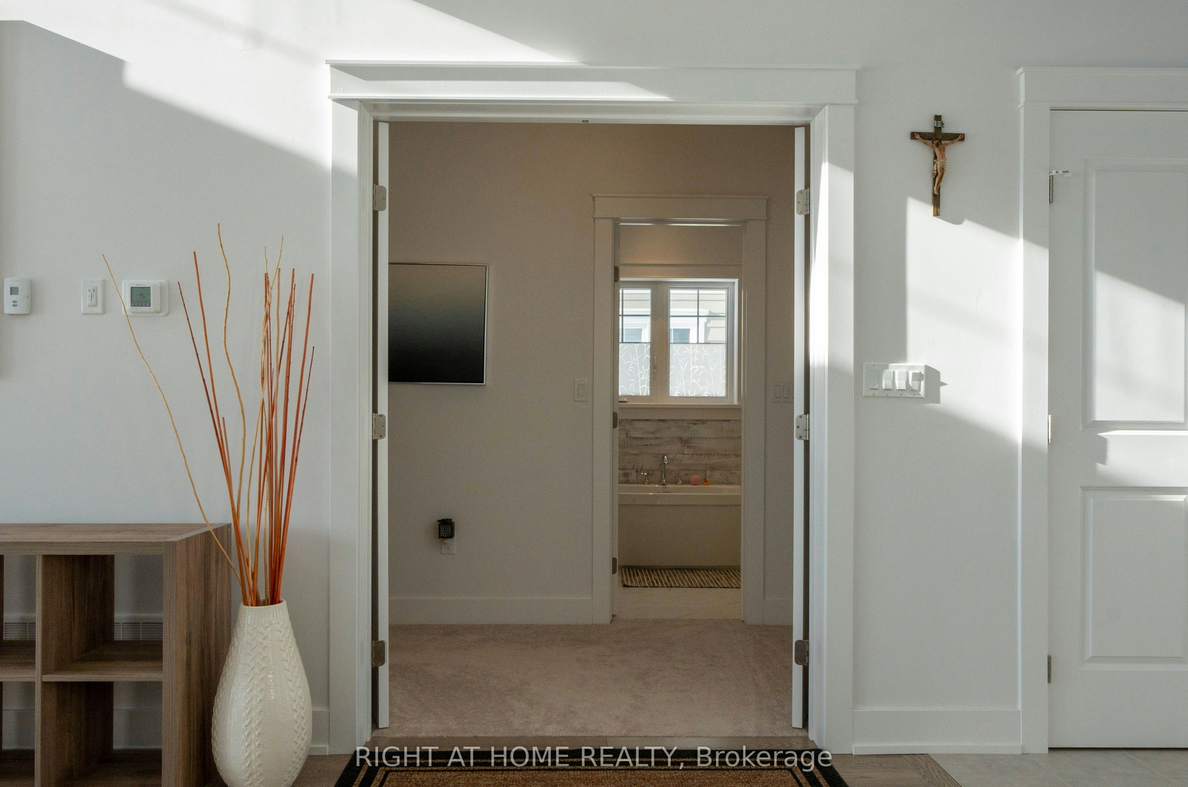105 Laurens Lane, Georgian Bluffs, ON, N0H 1S0 - 10