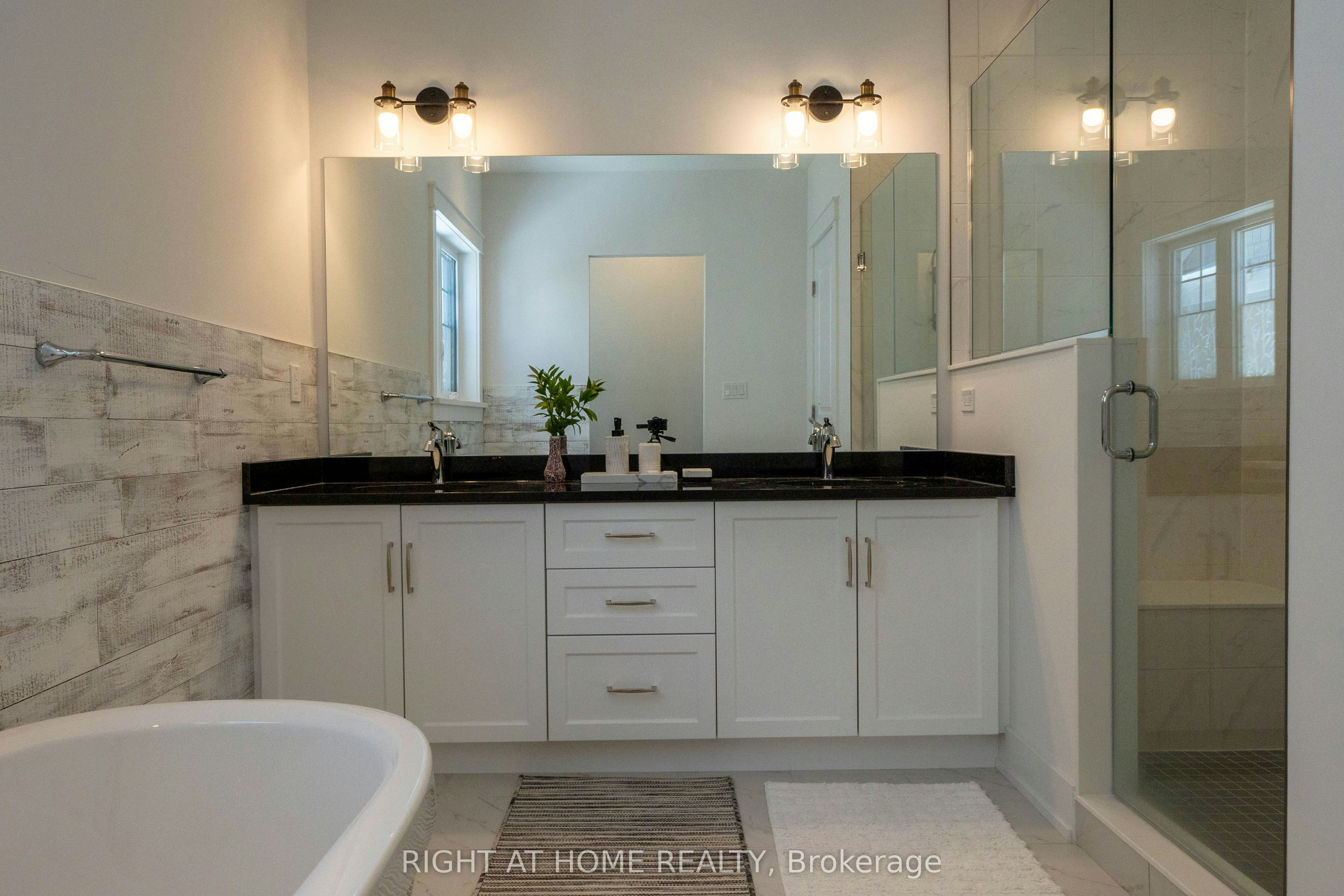 105 Laurens Lane, Georgian Bluffs, ON, N0H 1S0 - 11