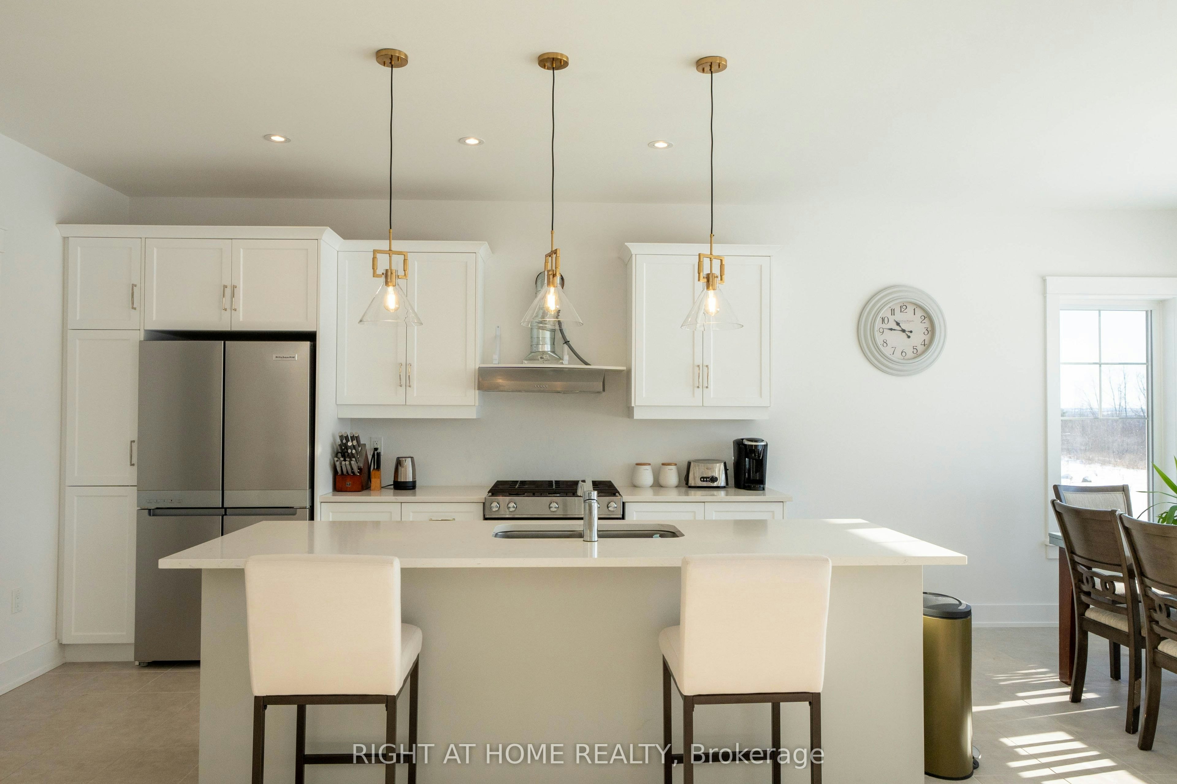 105 Laurens Lane, Georgian Bluffs, ON, N0H 1S0 - 6