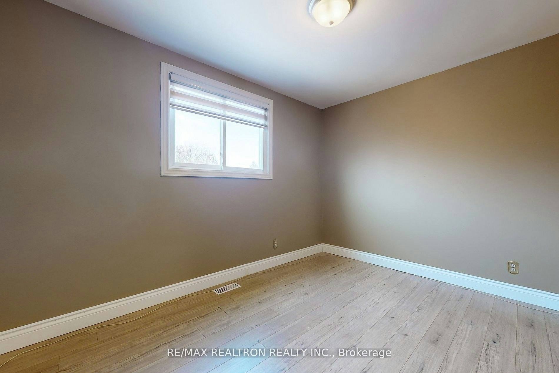 43 Odessa Street, Hamilton, ON, L8J 1A3 - 15