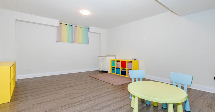 617 Benninger Drive, Kitchener, ON, N2E 0H8 - 41