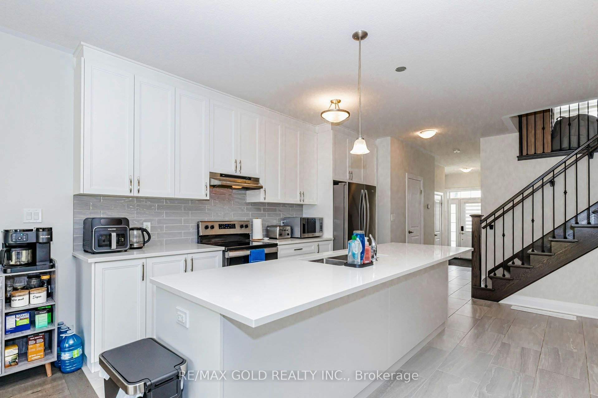 617 Benninger Drive, Kitchener, ON, N2E 0H8 - 11
