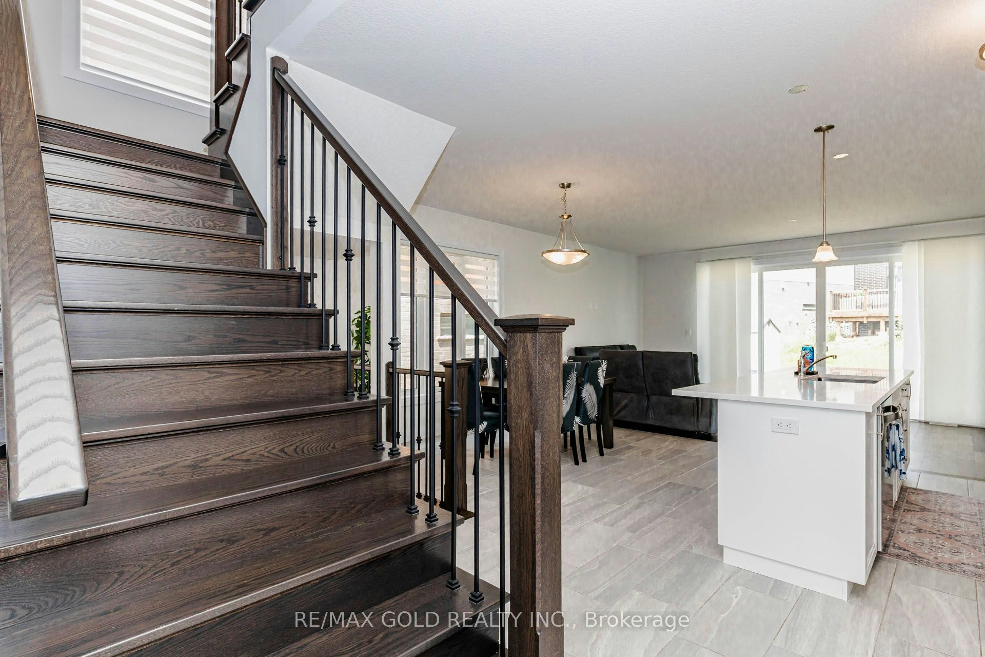 617 Benninger Drive, Kitchener, ON, N2E 0H8 - 6