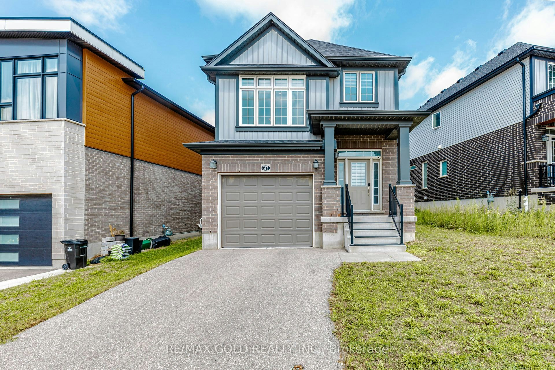 617 Benninger Drive, Kitchener, ON, N2E 0H8 - 2