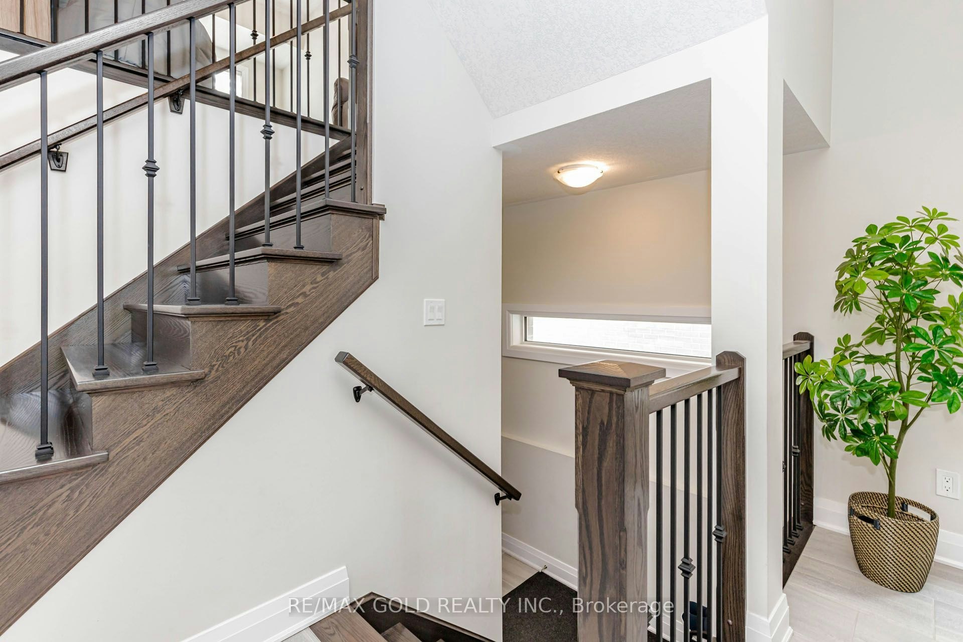 617 Benninger Drive, Kitchener, ON, N2E 0H8 - 40