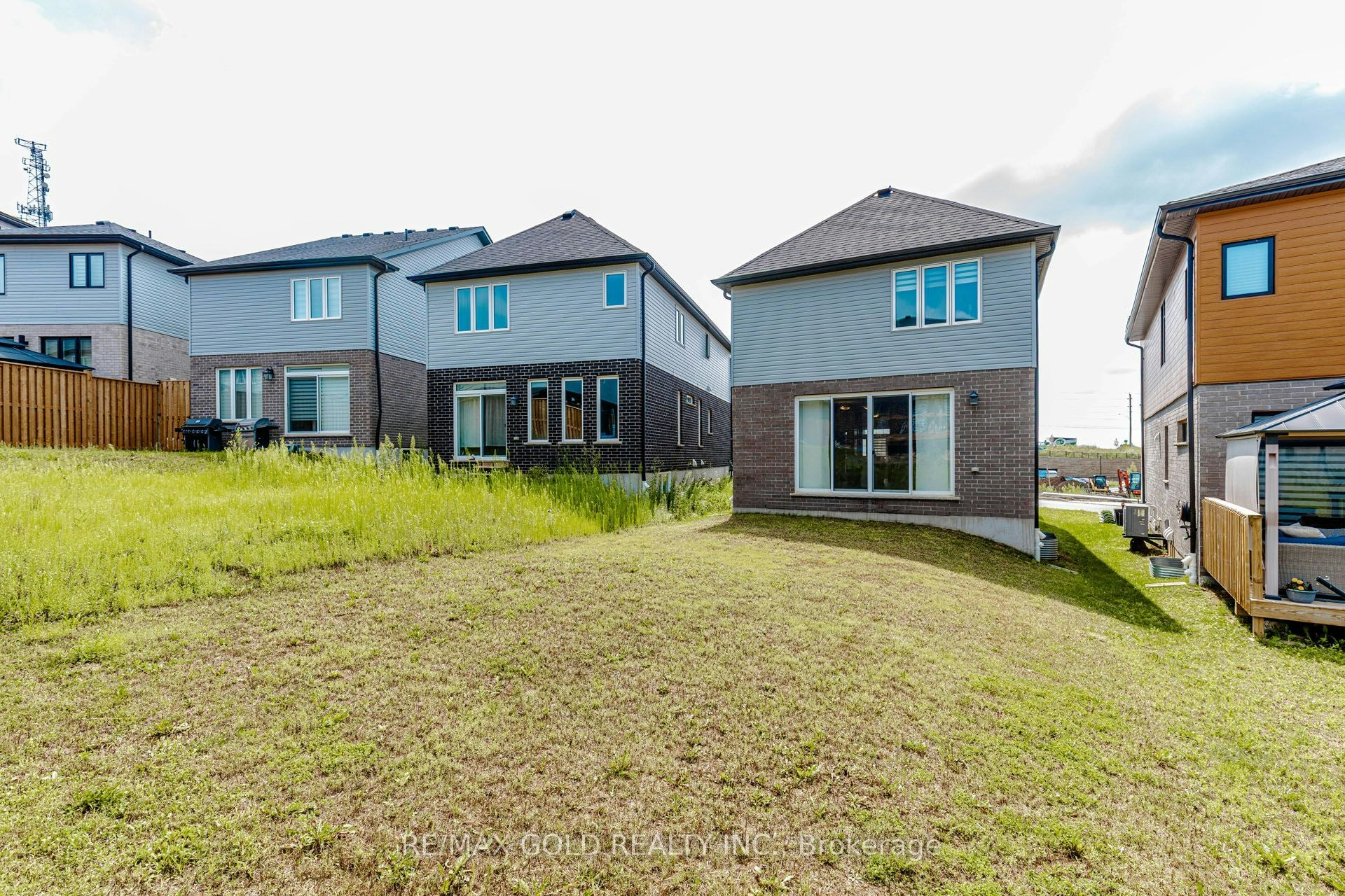 617 Benninger Drive, Kitchener, ON, N2E 0H8 - 49