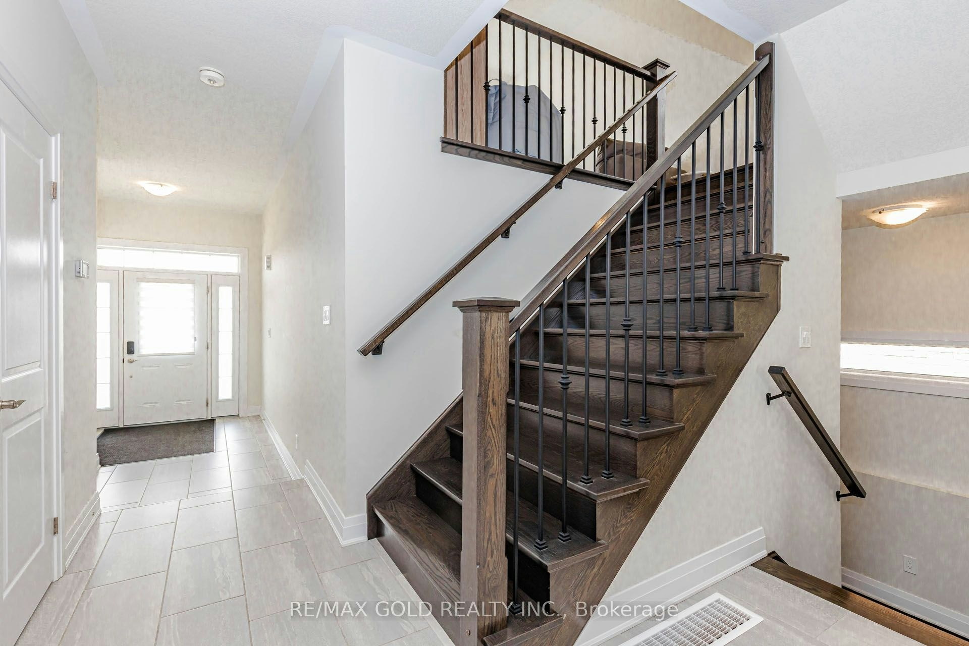 617 Benninger Drive, Kitchener, ON, N2E 0H8 - 22
