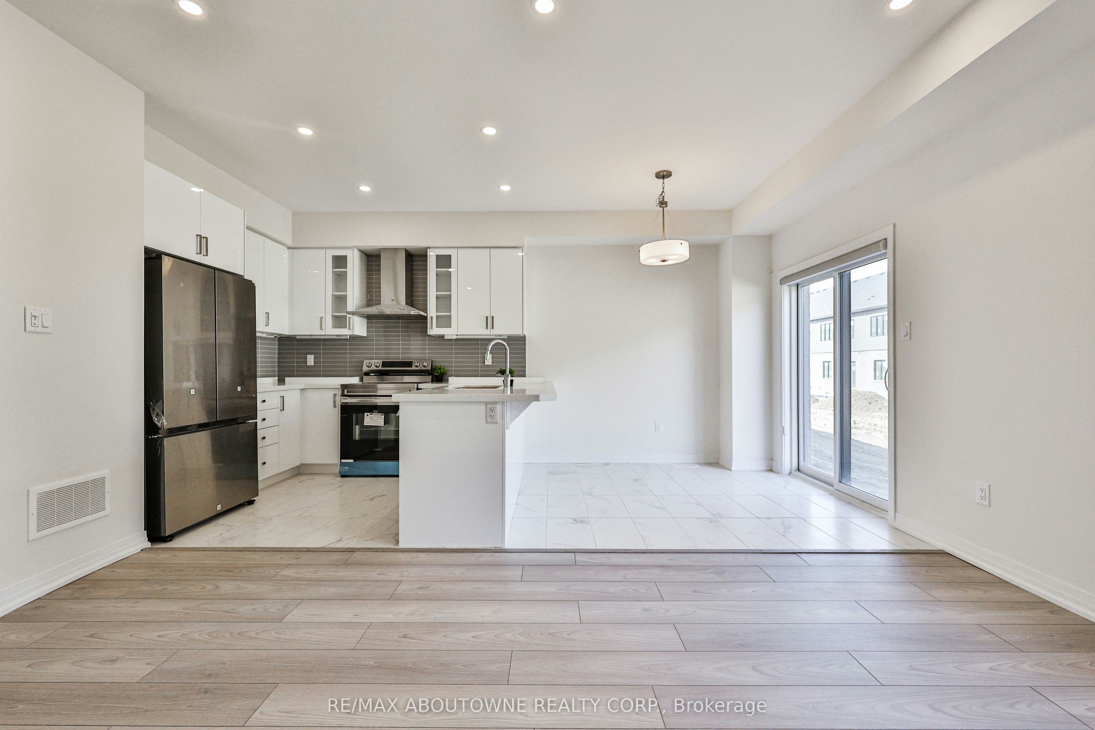 9 Wakeling Drive, Brantford, ON, L3B 0V8 - 11
