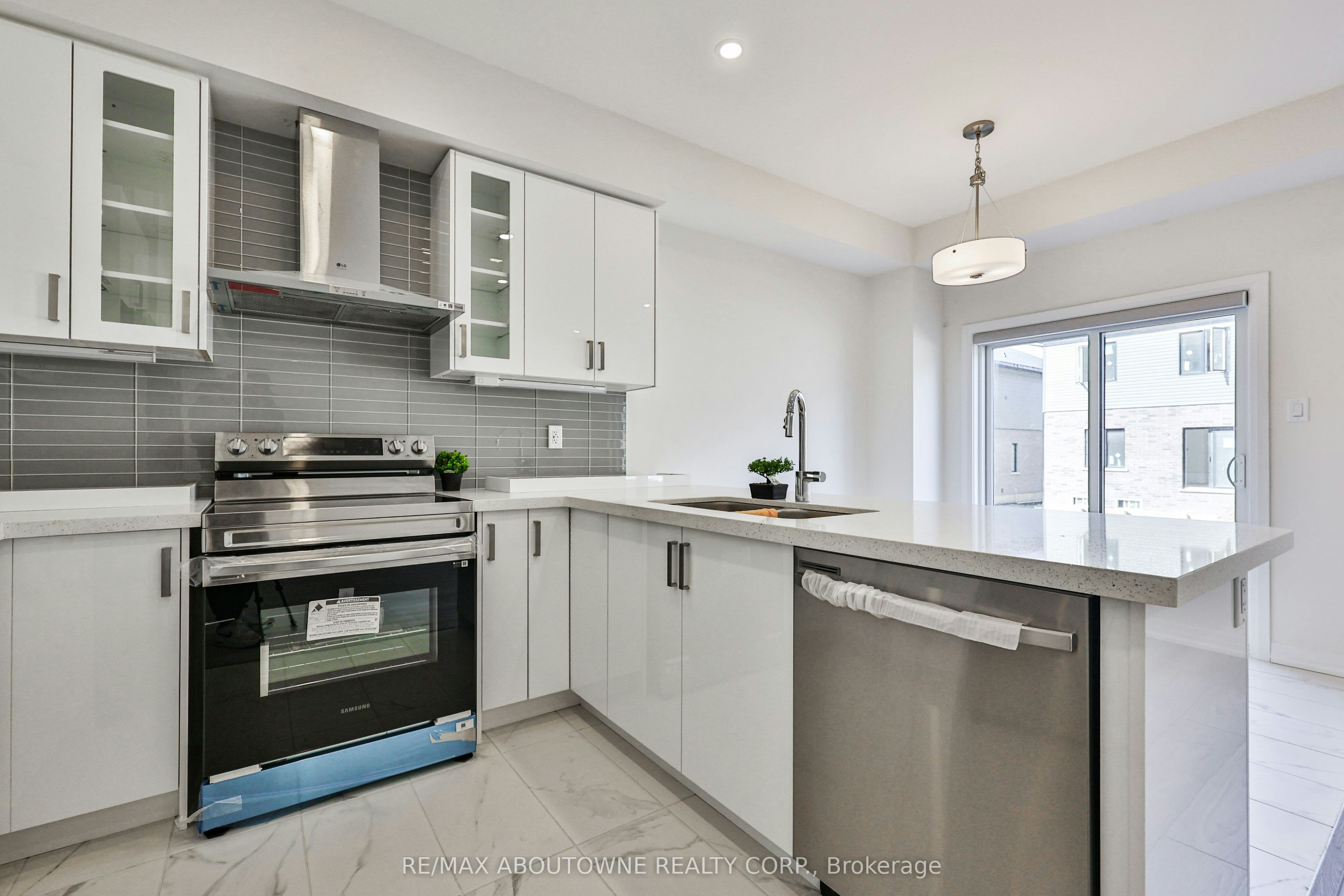 9 Wakeling Drive, Brantford, ON, L3B 0V8 - 16