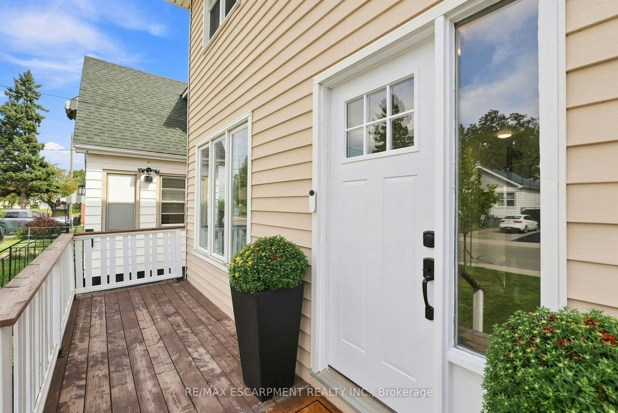 600 Quebec Street - 4