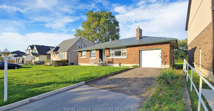 Bsmt-127 Moffatt Street, St. Catharines, ON, L2P 2L7 - 2