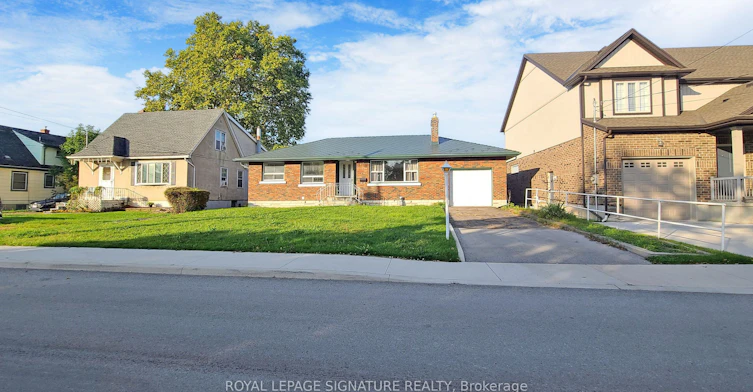 Bsmt-127 Moffatt Street, St. Catharines, ON, L2P 2L7