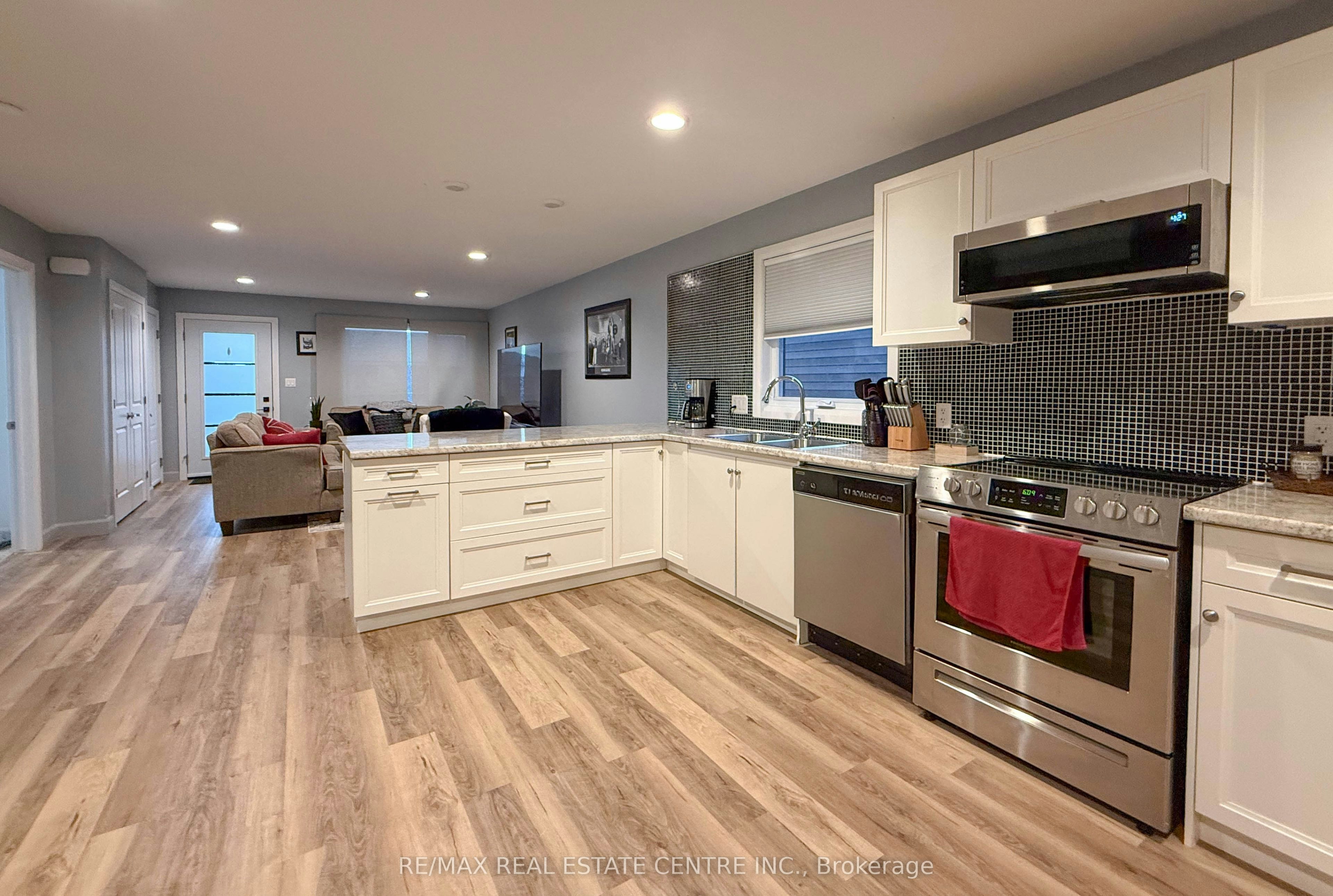 101 Grassland Grove, Chatham-Kent, ON, N7M 0S5 - 4