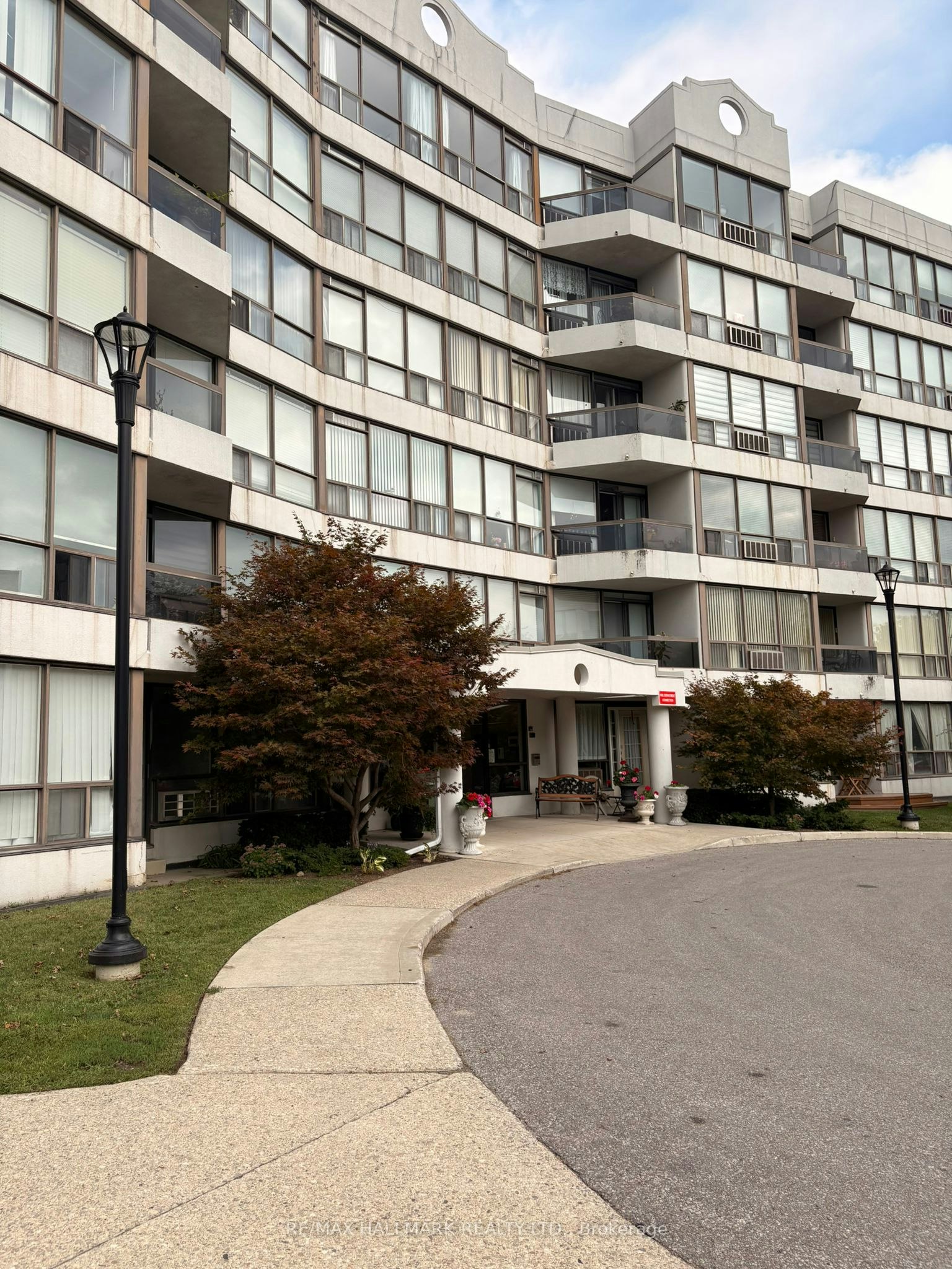 509-107 Bagot Street, Guelph, ON, N1H 8H5 - 2