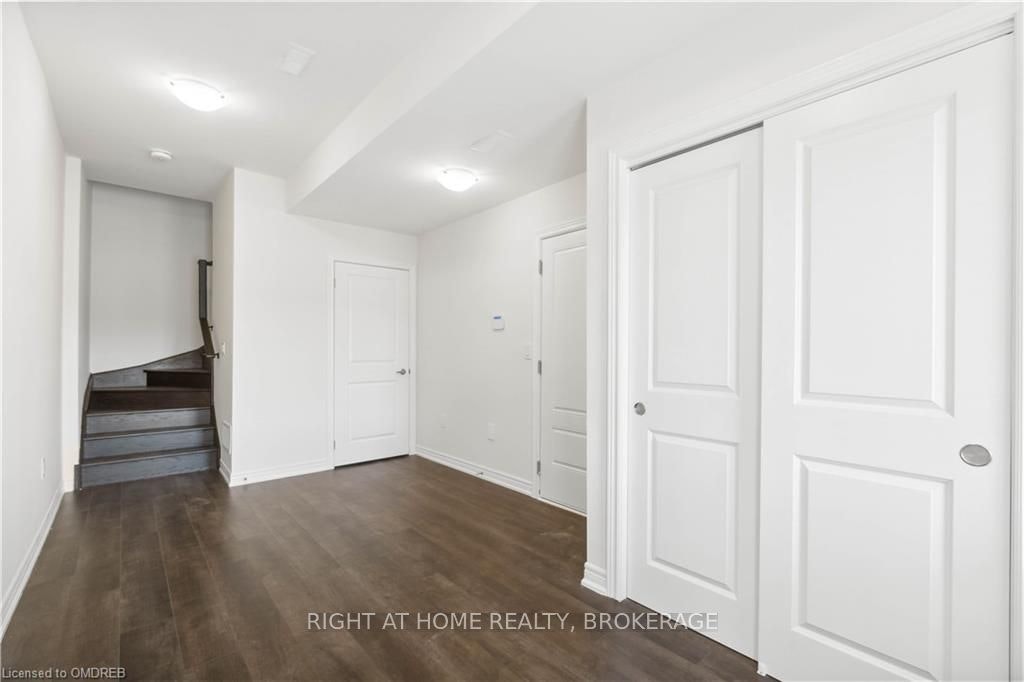 8-40 Zinfandel Drive, Hamilton, ON, L8E 0L1 - 22
