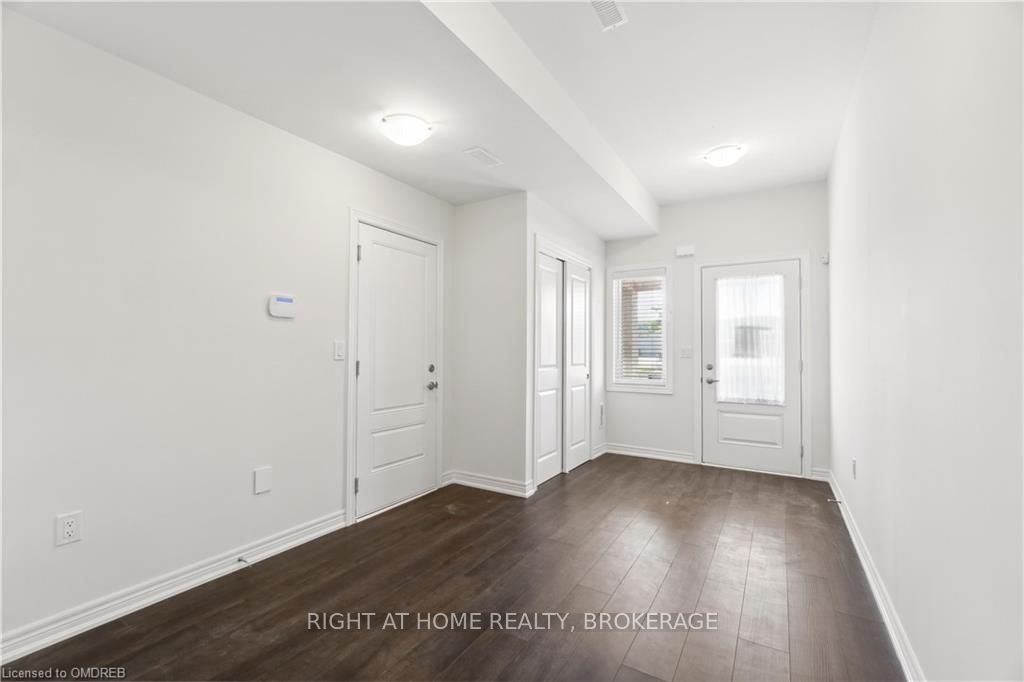 8-40 Zinfandel Drive, Hamilton, ON, L8E 0L1 - 18