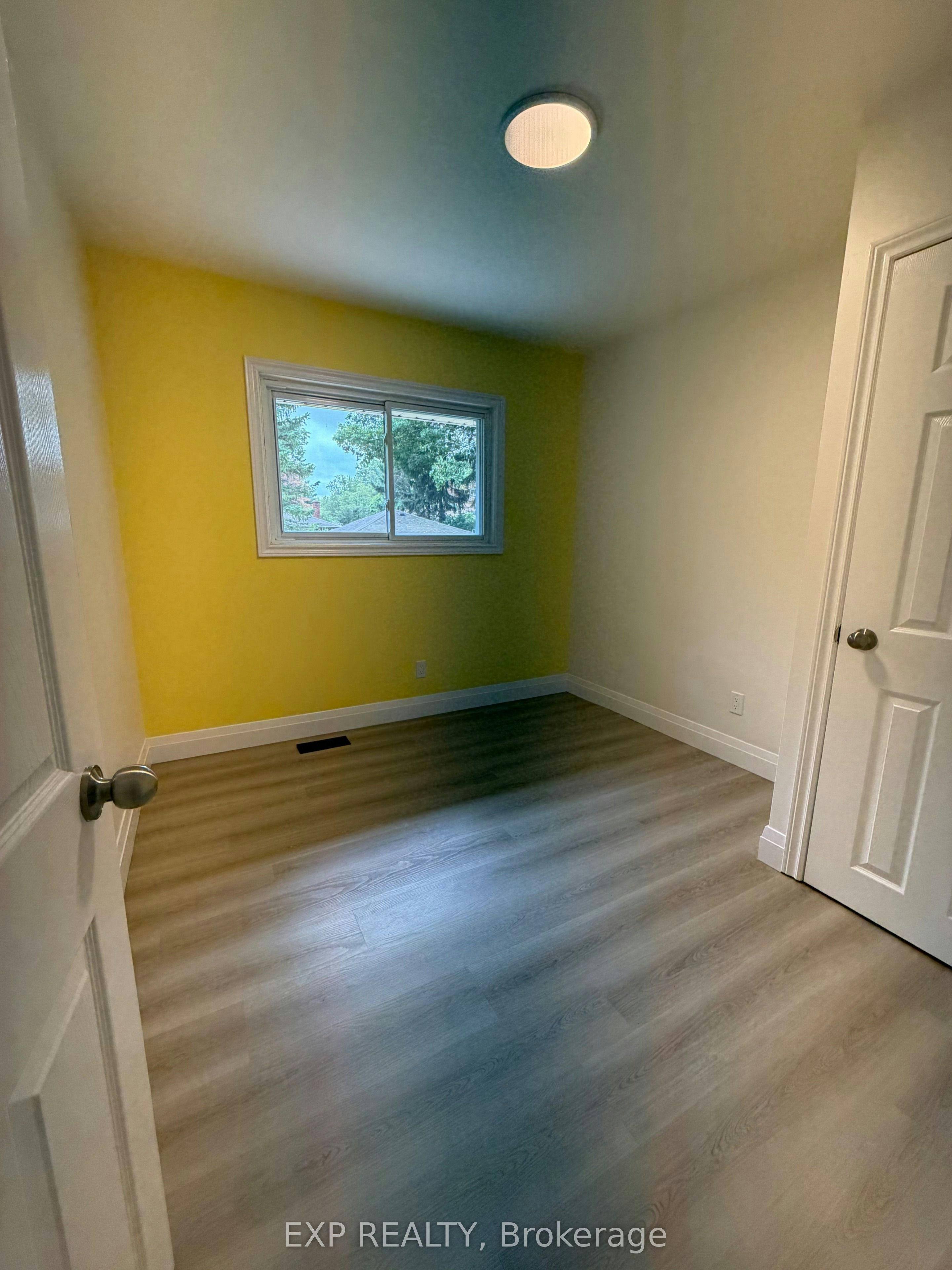 29 Pusey Boulevard, Brantford, ON, N3R 2S1 - 16