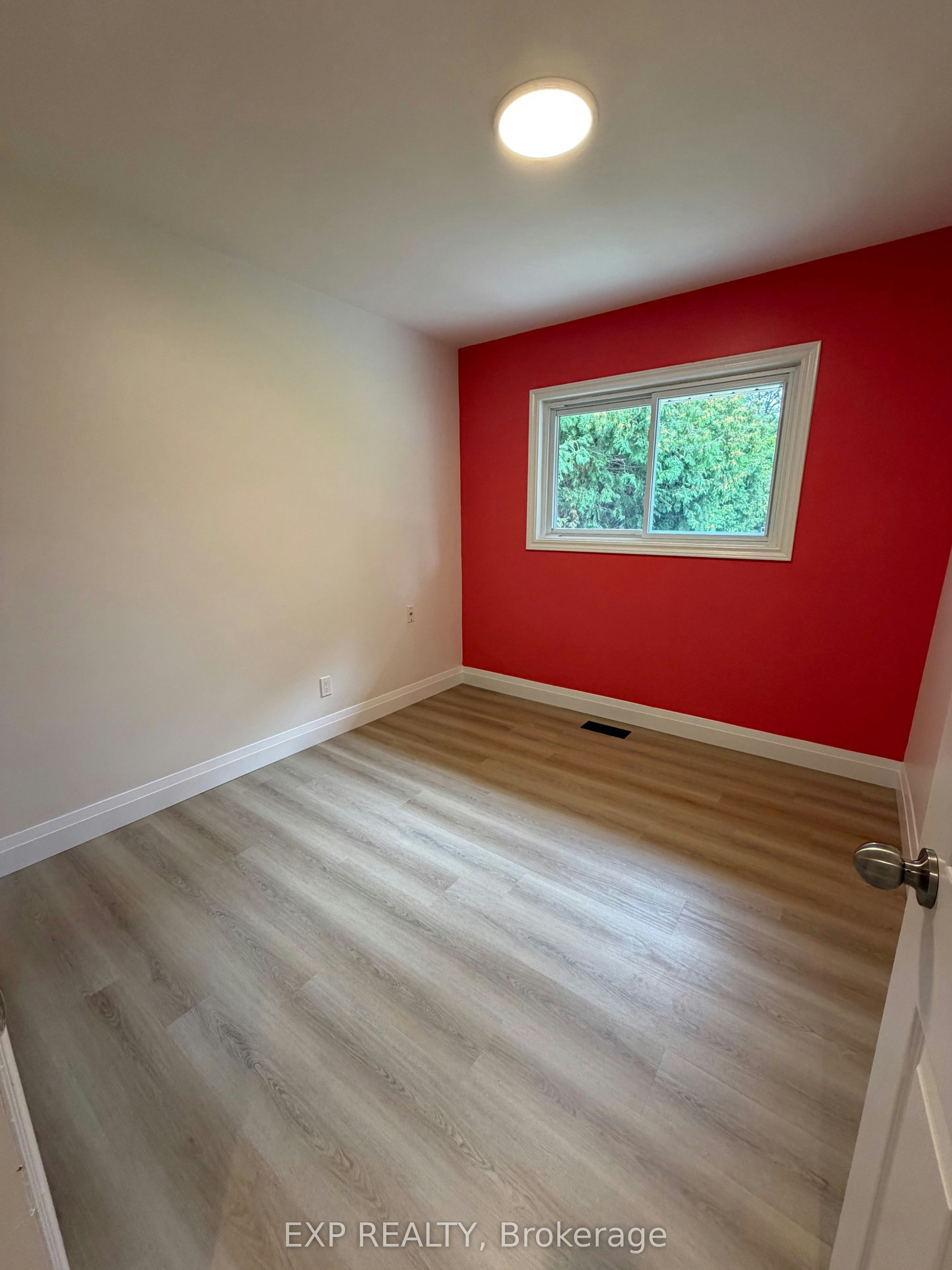 29 Pusey Boulevard, Brantford, ON, N3R 2S1 - 13