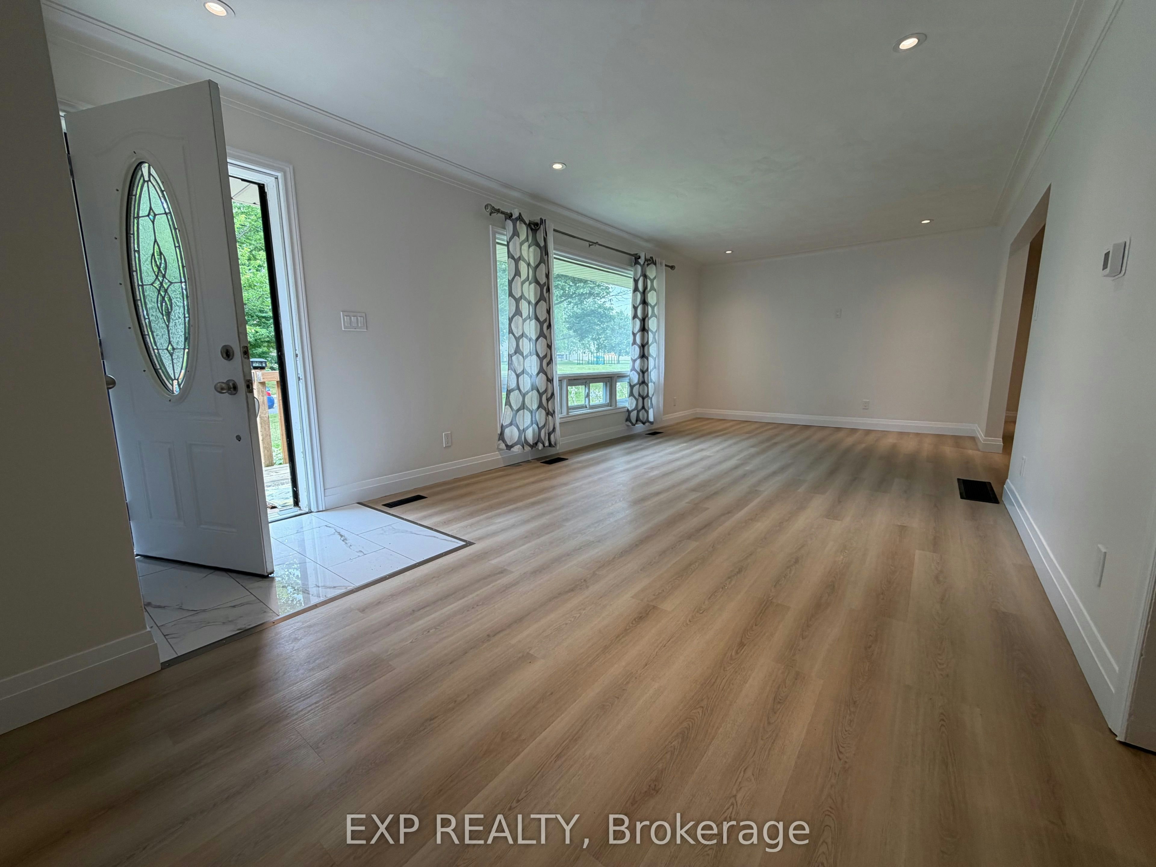 29 Pusey Boulevard, Brantford, ON, N3R 2S1 - 7