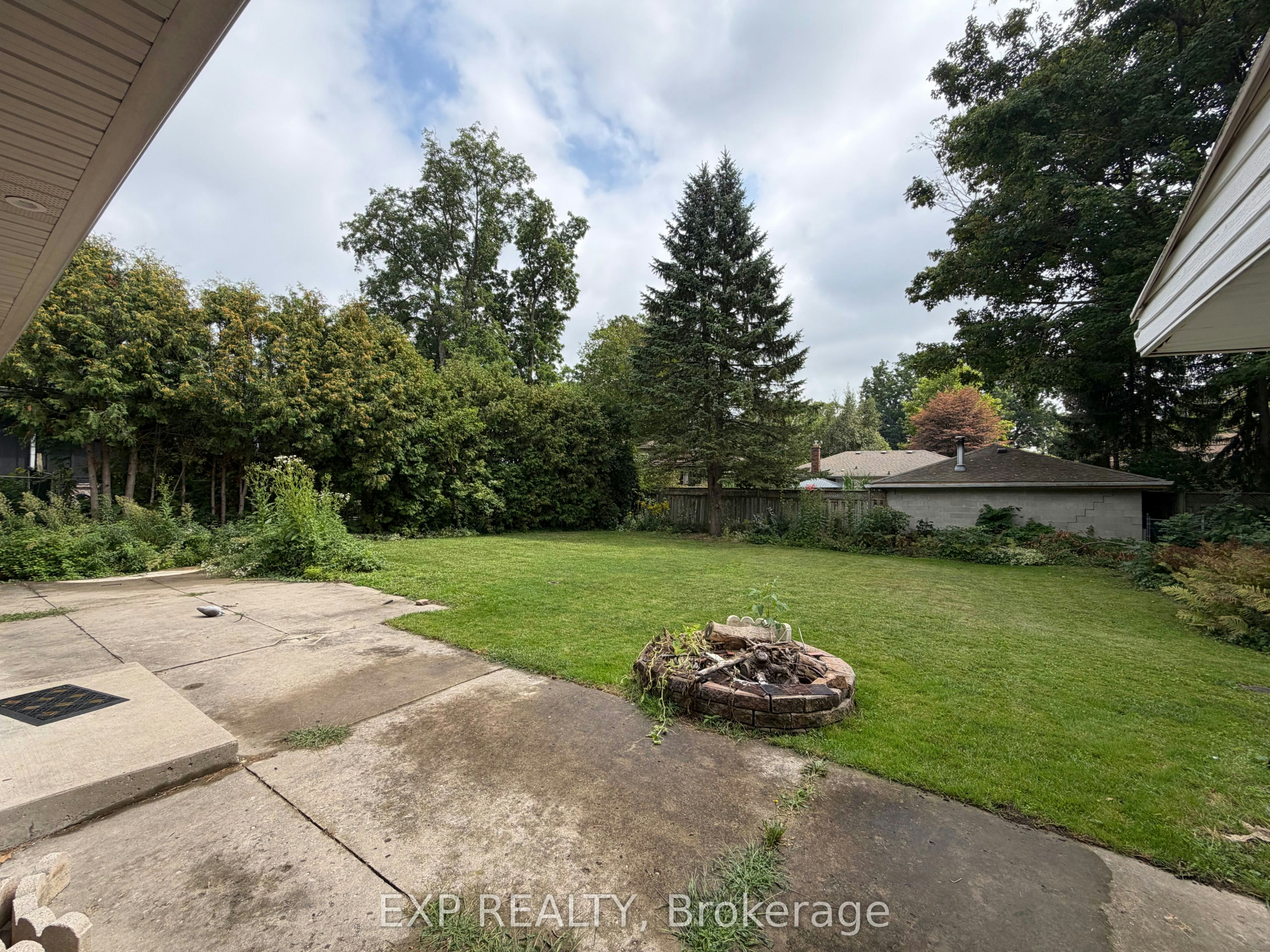 29 Pusey Boulevard, Brantford, ON, N3R 2S1 - 19