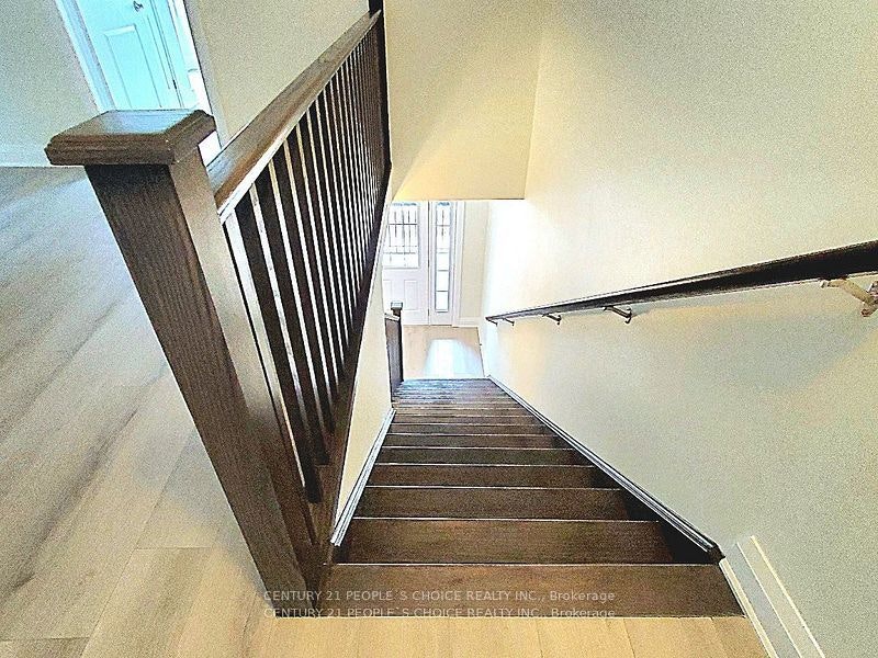 255 Raspberry Place, Waterloo, ON, N2V 0H3 - 5