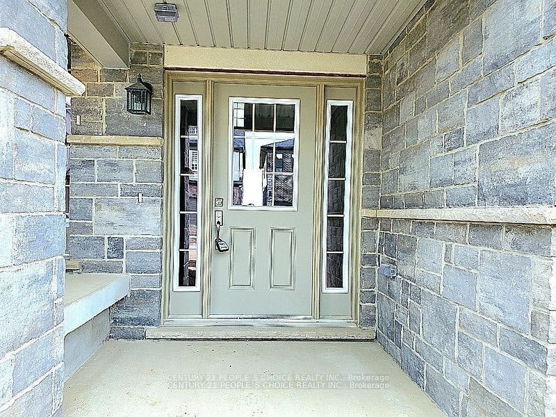 255 Raspberry Place, Waterloo, ON, N2V 0H3 - 2