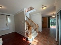 16 Panorama Way, Hamilton, ON, L8E 6C6 - 3