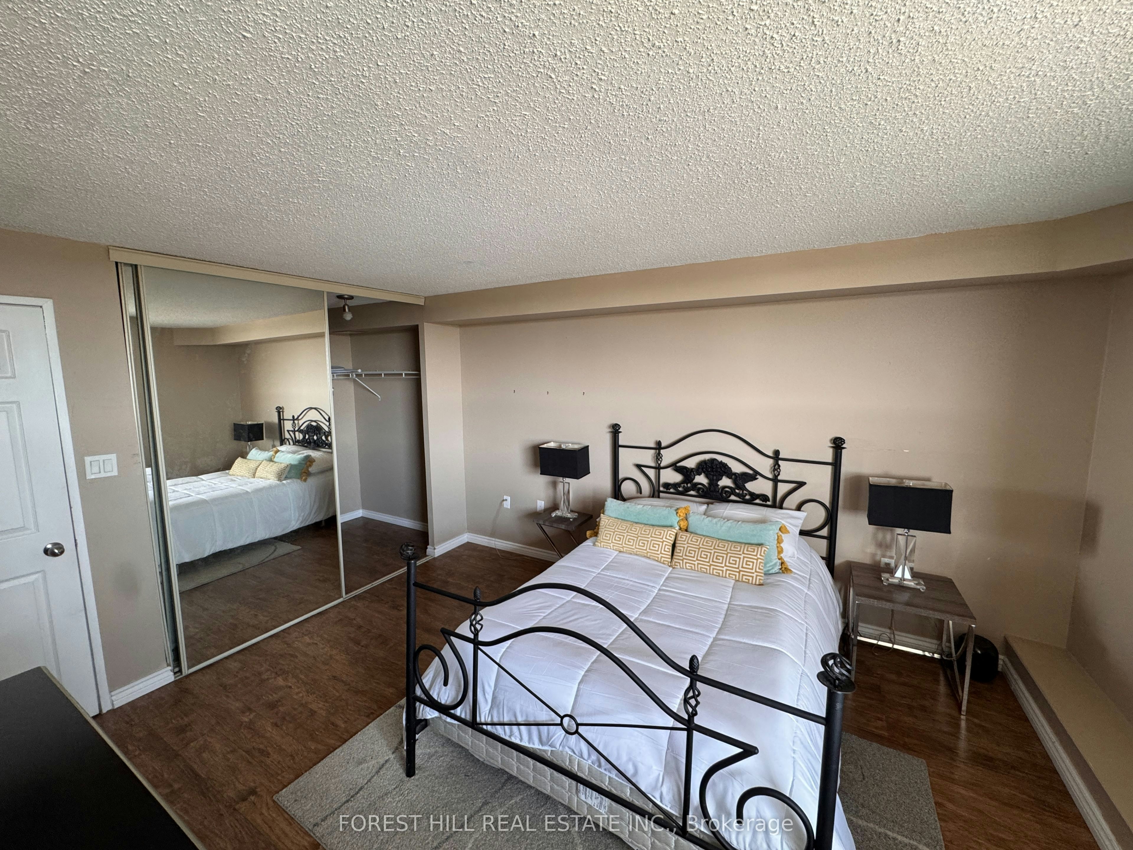 905-323 Colborne Street, London, ON, N6B 3N8 - 12