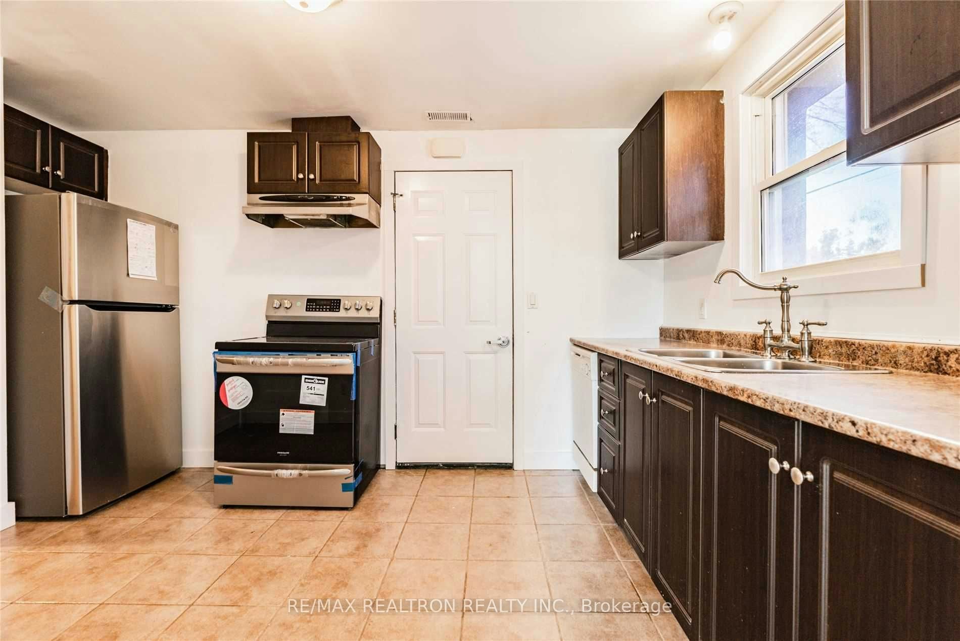 26 Florence Street, Chatham-Kent, ON, N7L 3G1 - 14