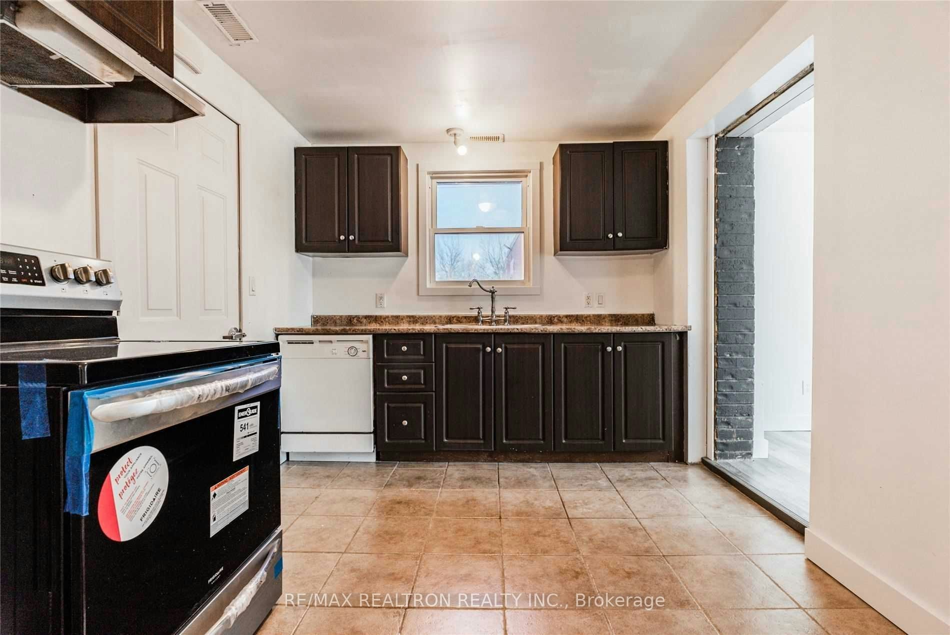 26 Florence Street, Chatham-Kent, ON, N7L 3G1 - 8