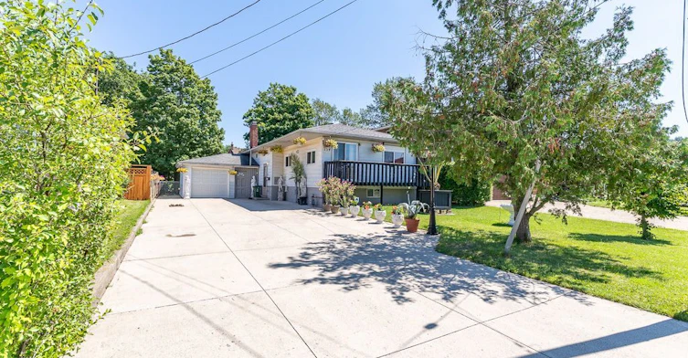 134 Homeside Avenue, Hamilton, ON, L8G 3H1 - 3
