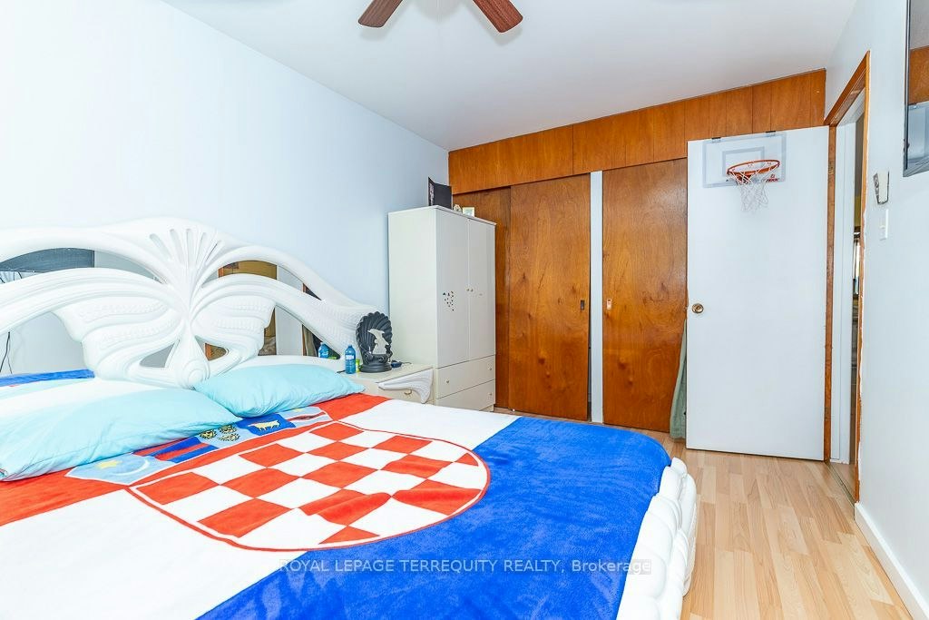 134 Homeside Avenue, Hamilton, ON, L8G 3H1 - 13