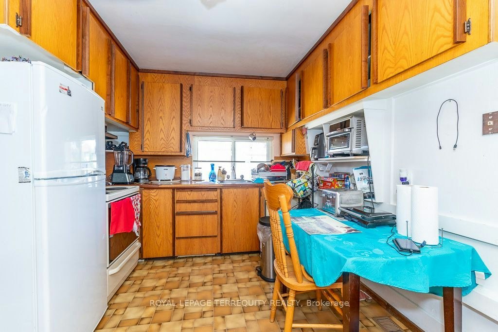 134 Homeside Avenue, Hamilton, ON, L8G 3H1 - 18